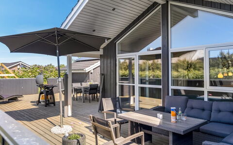 Delko - 650M from the Sea: Appartement, Condominium, Landgoed, Balkon, Villa, Hotel