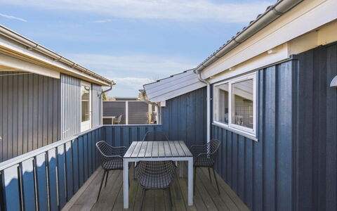 Annegret - 200M from the Sea: Landgoed, Schaduw, Oprit, Boerderij