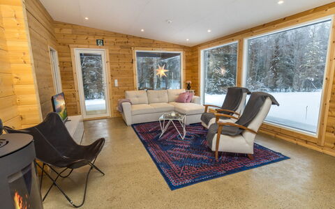 Villa Tuisku: Hout, Meubilair, Blokhut, Woonkamer, Hardwood, Verblijf, Houten Vloer, Beits, Winter