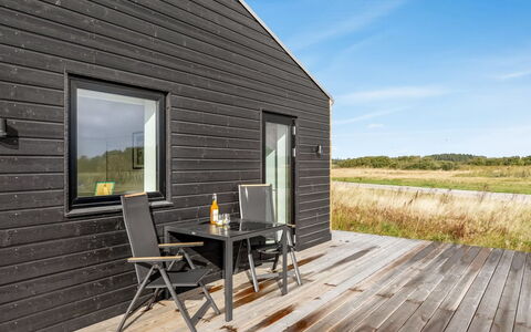 Luisa - 1Km from the Sea: 