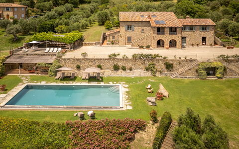 Villa Domus Papi: Landgoed, Zwembad, Hacienda, Villa, Boerderij, Herenhuis, Tuin, Toevlucht, Eco Hotel, Landscaping