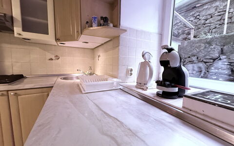 Apartment Niko, Private Garden, Wifi - Opatija: Countertop, Keuken, Toestel Van De Keuken, Major Appliance, Cabinetry, Loodgieterswerkinrichting, Kraan, Tegel, Wastafel, Marmeren