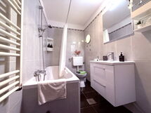 Apartment Niko, Private Garden, Wifi - Opatija