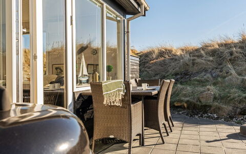 Alrike - 200M from the Sea: Landgoed, Schaduw, Oprit, Boerderij