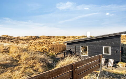 Alrike - 200M from the Sea: Landgoed, Schaduw, Oprit, Boerderij