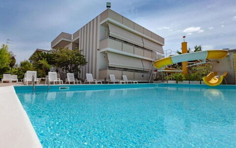 Marconi Seaside Residence, Pool, Wifi, Abruzzo: Zwembad, Hotel, Toevlucht, Schaduw, Villa, Badplaats, Boutique Hotel