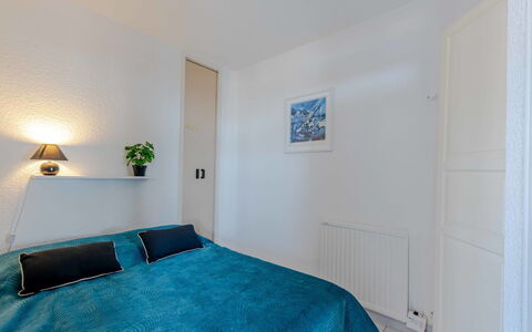 Sombrero: Interieur Ontwerp, Meubilair, Slaapkamer, Bed, Verdieping, Flooring, Kamer, Hout, Plafond, Laken