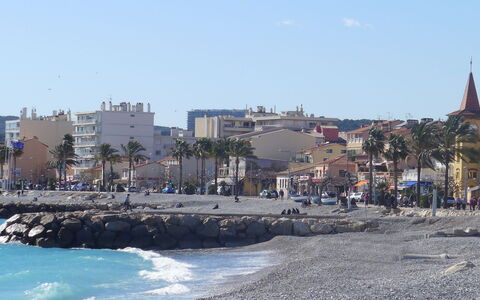 Cagnes Provencal: Kust, Strand, Zee, Kust En Oceanic Landvormen, Kust, Vakantie, Oceaan, Zand, Toeristische Attractie