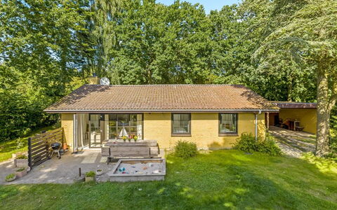 Matild - 250M from the Sea: Landgoed, Schaduw, Oprit, Boerderij