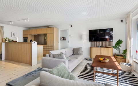 Matild - 250M from the Sea: Landgoed, Schaduw, Oprit, Boerderij