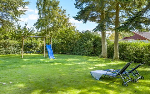 Matild - 250M from the Sea: Landgoed, Schaduw, Oprit, Boerderij