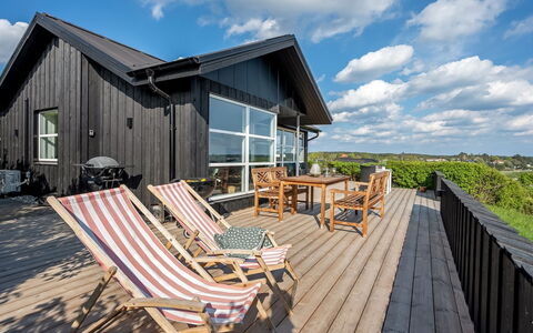 Stavros - 100M from the Sea: Landgoed, Schaduw, Oprit, Boerderij