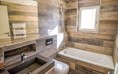 Accommodatie:&nbsp;Cristal 649.9