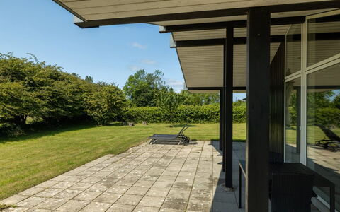 Erlinda - 600M from the Sea: Landgoed, Schaduw, Oprit, Boerderij