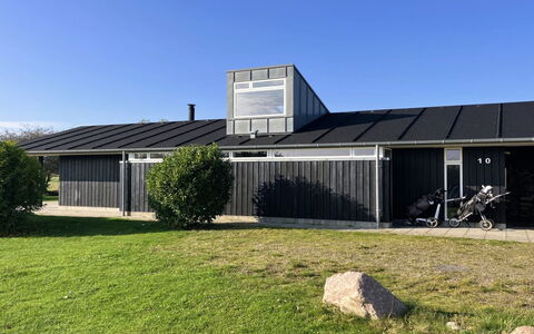 Erlinda - 600M from the Sea: Landgoed, Schaduw, Oprit, Boerderij