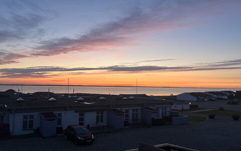Mari - 150M from the Sea: Lucht, Horizon, Afterglow, Schemer, Zonsondergang, Wolk, Morgenrood, Zonsopkomst, Avond, Zonlicht