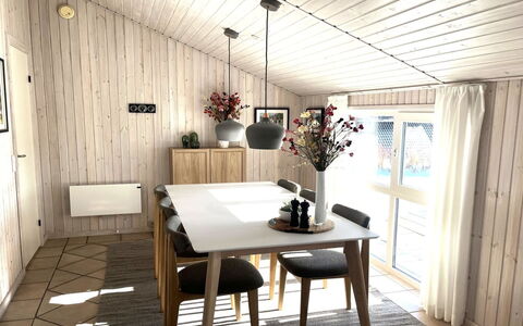 Gorjana - 500M from the Sea: Meubilair, Buitenmeubels, Tableware, Tafel, Drinkware, Stoel, Buitentafel, Voedsel, Fles