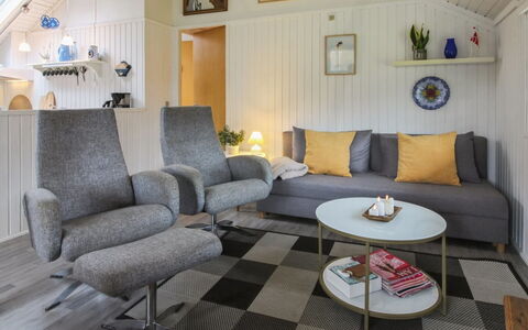Rosalie - 29Km from the Sea: Landgoed, Schaduw, Oprit, Boerderij