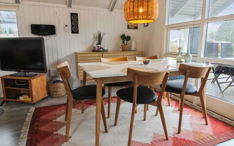Rosalie - 29Km from the Sea: Landgoed, Schaduw, Oprit, Boerderij