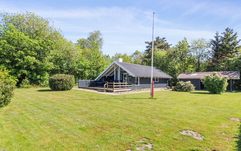 Rosalie - 29Km from the Sea: Landgoed, Schaduw, Oprit, Boerderij