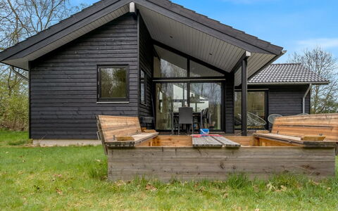 Angelie - from the Sea: Hout, Dak, Huis, Huis, Verblijf, Siding, Garden Gebouwen, Veranda, Blokhut, Schuur