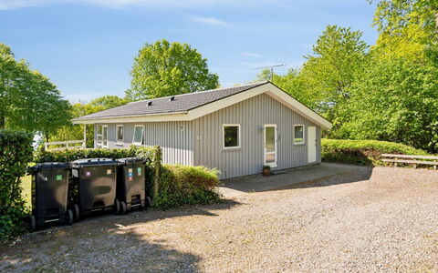 Conradine - 600M from the Sea: Appartement, Condominium, Landgoed, Balkon, Villa, Hotel