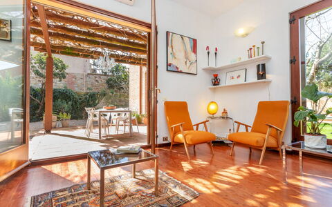 Top Villa Chantal Airco: Flooring, Meubilair, Interieur Ontwerp, Hout, Verdieping, Stoel, Woonkamer, Plafond, Huis, Appartement