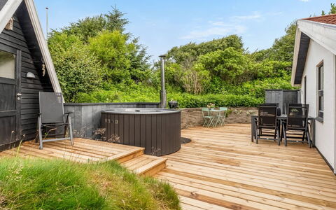 Annemone - 900M from the Sea: Landgoed, Schaduw, Oprit, Boerderij