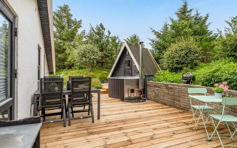 Annemone - 900M from the Sea: Landgoed, Schaduw, Oprit, Boerderij