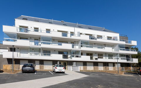 Racines: Appartement, Condominium, Parking, Balkon