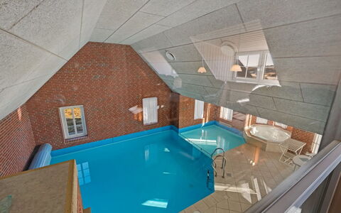 Gytha - 75M from the Sea: Landgoed, Schaduw, Oprit, Boerderij