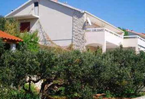 Peaceful Apartment With Beautiful View - Hvar: Woongebied, Huis, Struik, Huis, Dak, Landgoed, Verblijf, Voorstad, Tuin