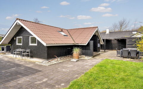 Magnus - 250M to the Fjord: Landgoed, Schaduw, Oprit, Boerderij
