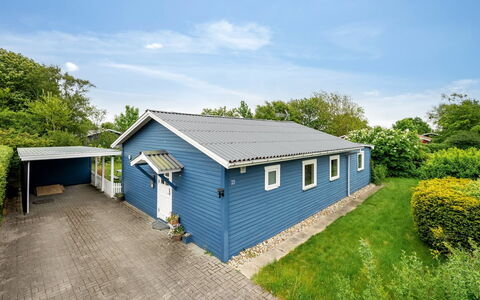 Jerrit - 650M to the Fjord: Landgoed, Schaduw, Oprit, Boerderij
