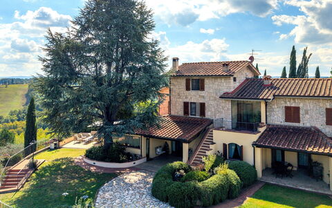 Villa Elsa di Bibbiano Pool, Sauna and View: Huis, Huis, Landschap, Woongebied, Dak, Land Lot, Landgoed, Landelijk Gebied, Verblijf, Boerderij