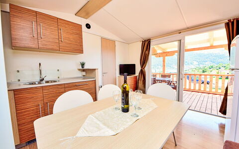 Galešnica Sea View: Schaduw, Balkon, Hotel, Villa, Toevlucht, Buitenmeubels