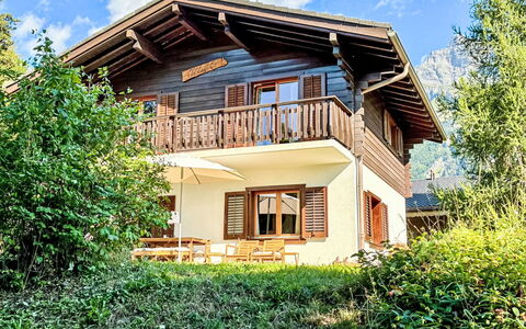 Katanga: Huis, Verblijf, Huis, Dak, Landelijk Gebied, Deur, Boerderij, Veranda, Balkon