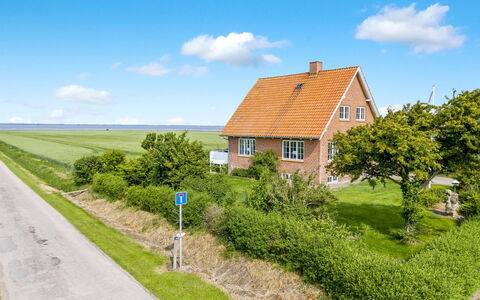 Freja - 12Km from the Sea: Landgoed, Schaduw, Oprit, Boerderij