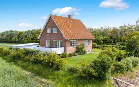 Freja - 12Km from the Sea: Landgoed, Schaduw, Oprit, Boerderij