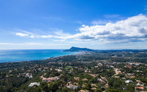 Vista Bernia: Blauw, Horizon, Kust, Zee, Kust En Oceanic Landvormen, Oceaan, Voorgebergte, Baai, Vogelperspectief
