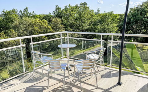 Castellas: Leuning, Balkon, Dek, Buitenmeubels, Stoel, Metaal, Hek, Veranda, Schaduw, Hardwood