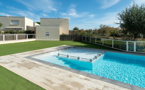 La Dune: Zwembad, Flooring, Samengesteld Materiaal, Schaduw, Tuin, Landscaping, Tegel, Toevlucht, Beton, Backyard