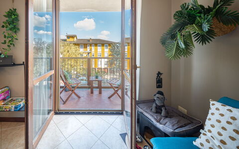 La Casa del Saggio: Hout, Interieur Ontwerp, Appartement, Beits, Glas, Stoel, Houten Vloer, Hardwood, Balkon, Ontwerp