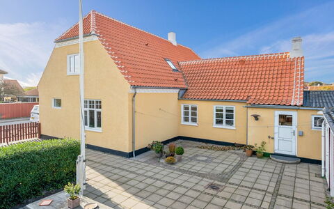 Helemine - 900M from the Sea: Landgoed, Schaduw, Oprit, Boerderij