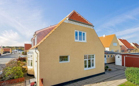 Helemine - 900M from the Sea: Landgoed, Schaduw, Oprit, Boerderij