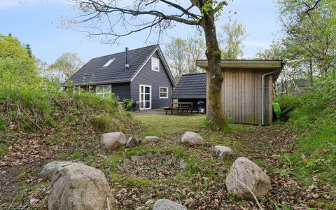 Øgot: Meubilair, Interieur Ontwerp, Flooring, Verdieping, Plafond, Kamer, Stoel, Tafel, Appartement, Keuken En Eettafel