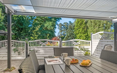 Janna - 200M from the Sea: Appartement, Condominium, Landgoed, Balkon, Villa, Hotel