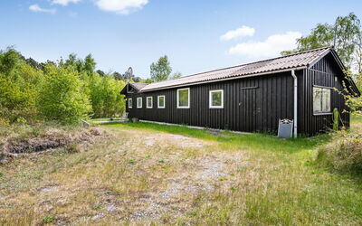 Hælf - 600M from the Sea