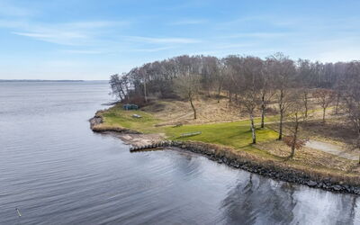 Tosti - 180M to the Fjord