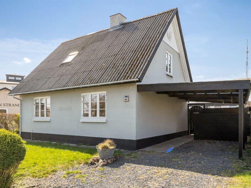 richardine - 600m From The Sea